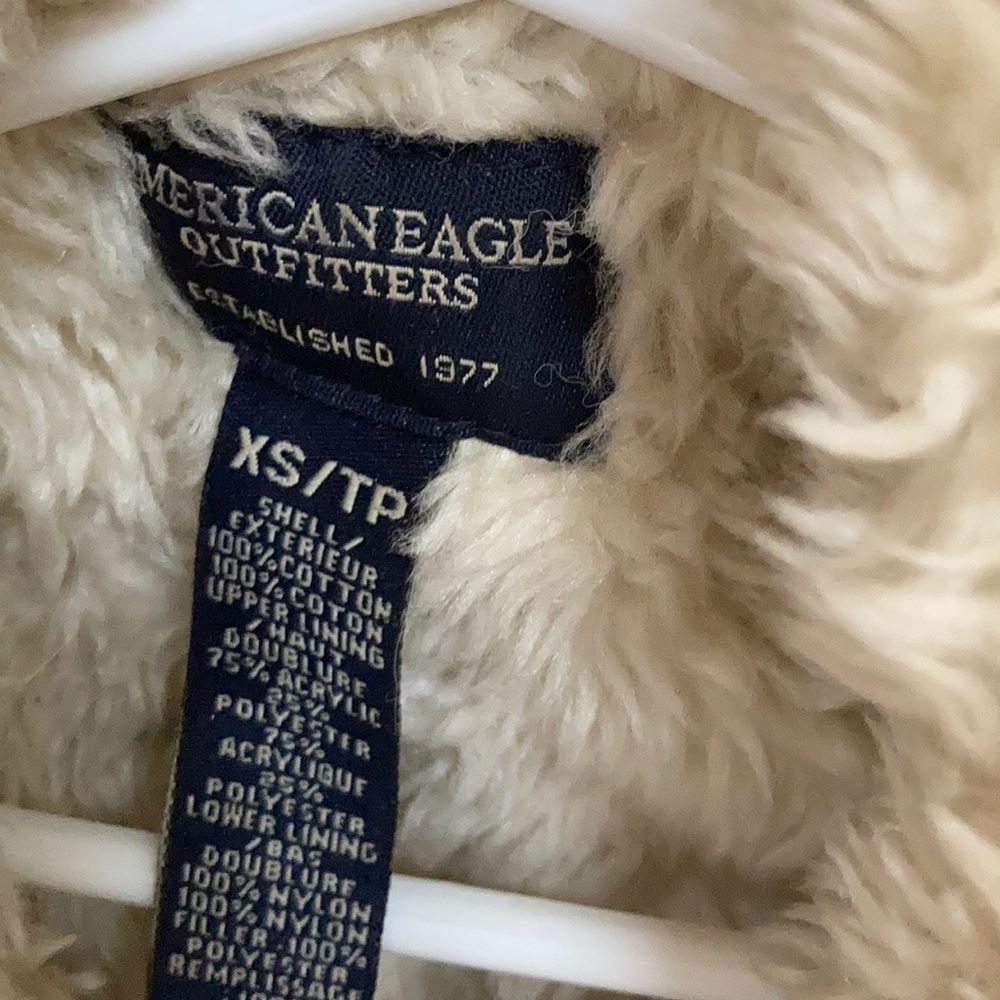 Vest - Picture 2 of 2